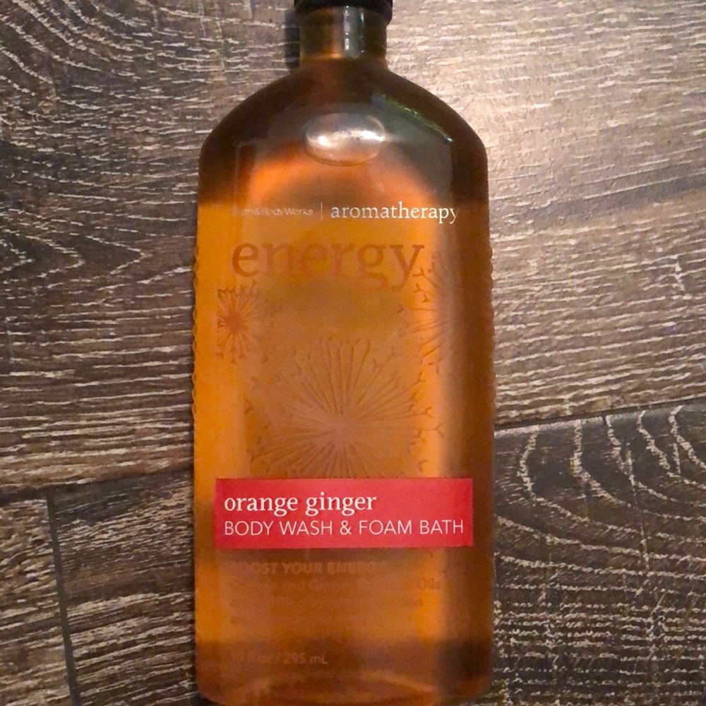 Bath  and body works energy body wash